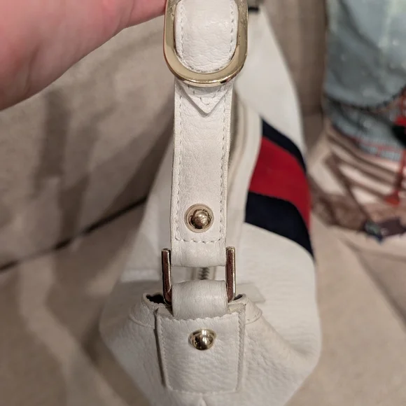 Gucci Sherry Vintage White Leather Hobo Bag - Picture 13 of 13